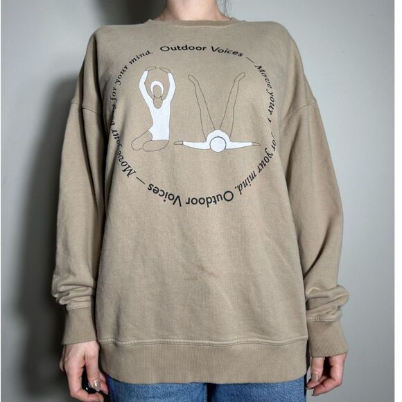 Outdoor Voices Tan Crewneck Sweatshirt Size Medium - Picture 1 of 3